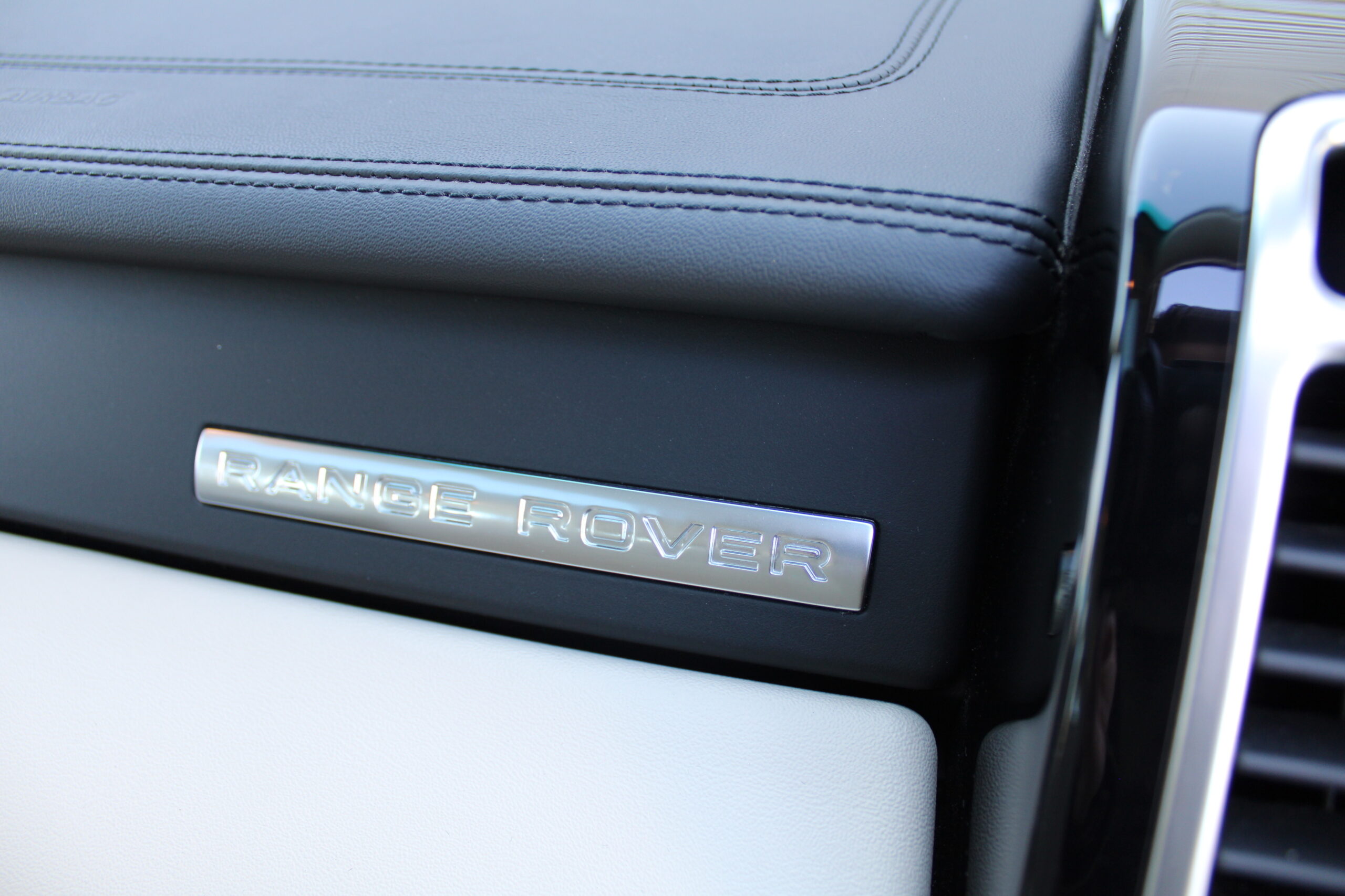 Range Rover 5.0 V8 Supercharged/ Origineel NL