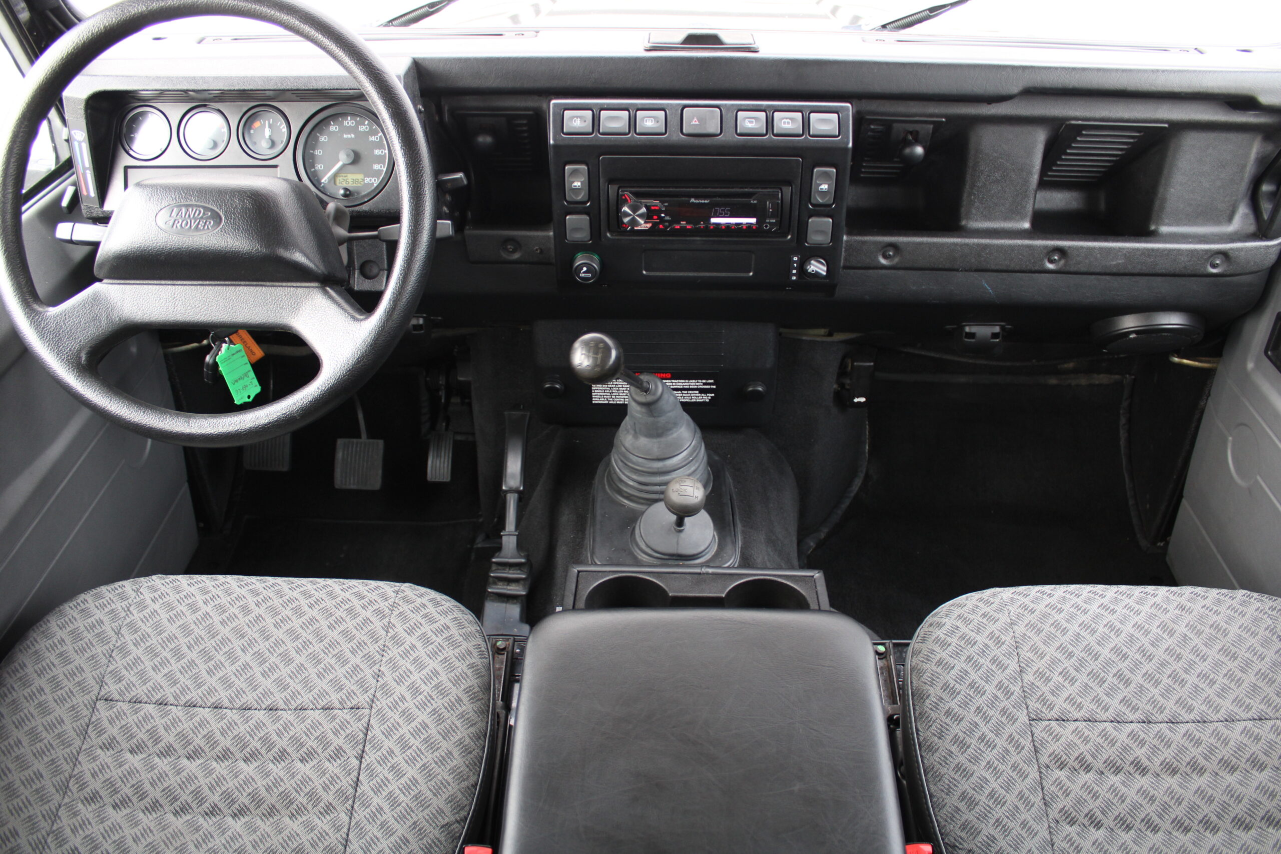 Land Rover Defender 110 2.5 Td5 Station Wagon 9-Seater/ NL auto/ 2e eigenaar