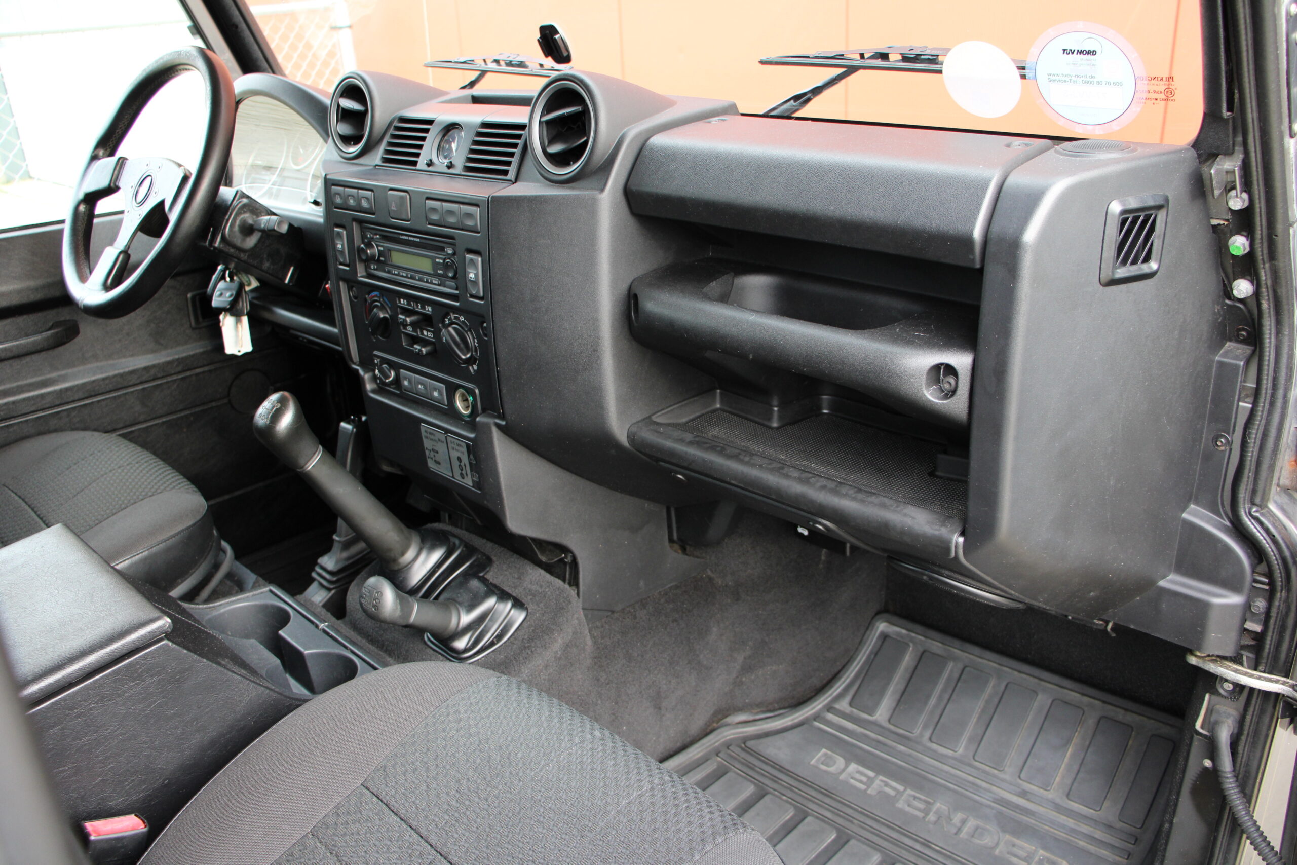Land Rover Defender 130 2.4 TD Crew Cab 2008/ NL auto/ Youngtimer