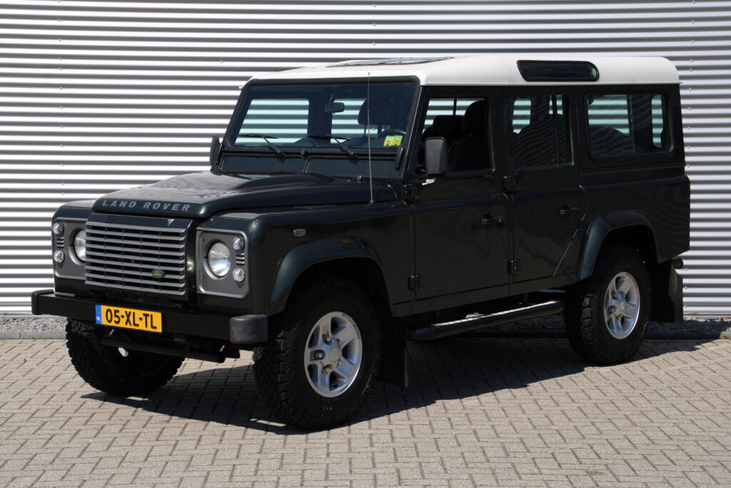 Land Rover Defender 110- 2.4 TD Station Wagon X-Tech/ Origineel NL